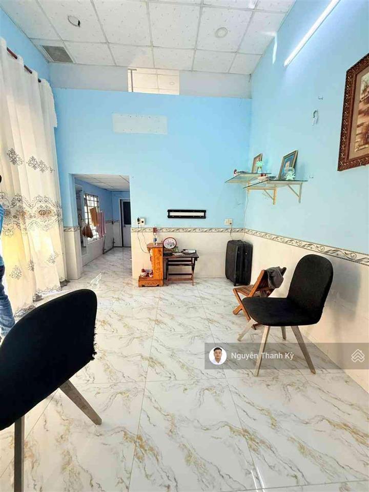 Hiếm nhà nhỏ sổ hồng riêng 2 tầng ở ngay nguyễn bình nhơn đức chỉ 1.9 tỷ