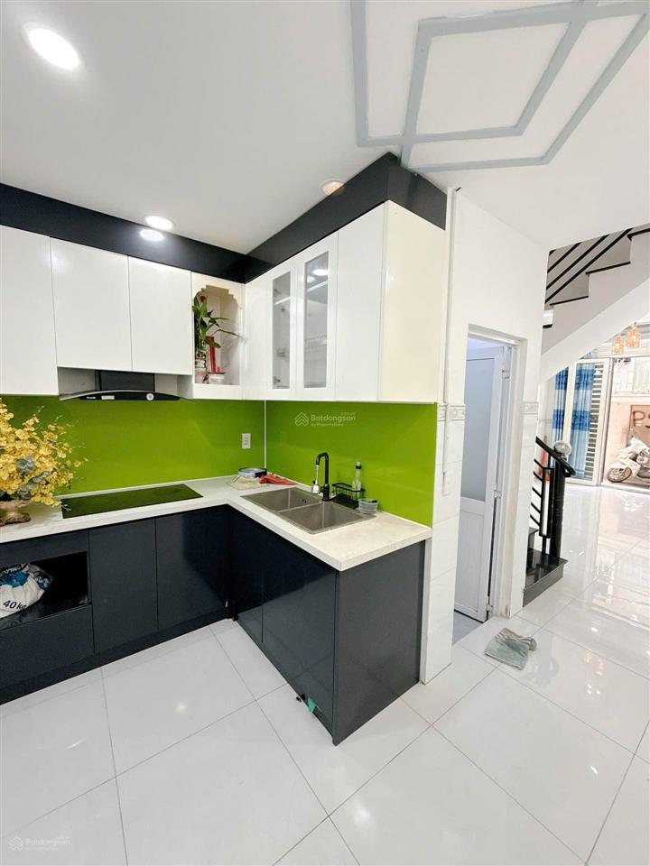 Bán nhà 3 lầu 1sec  gần chợ bùi văn ba giá 4,86 tỷ