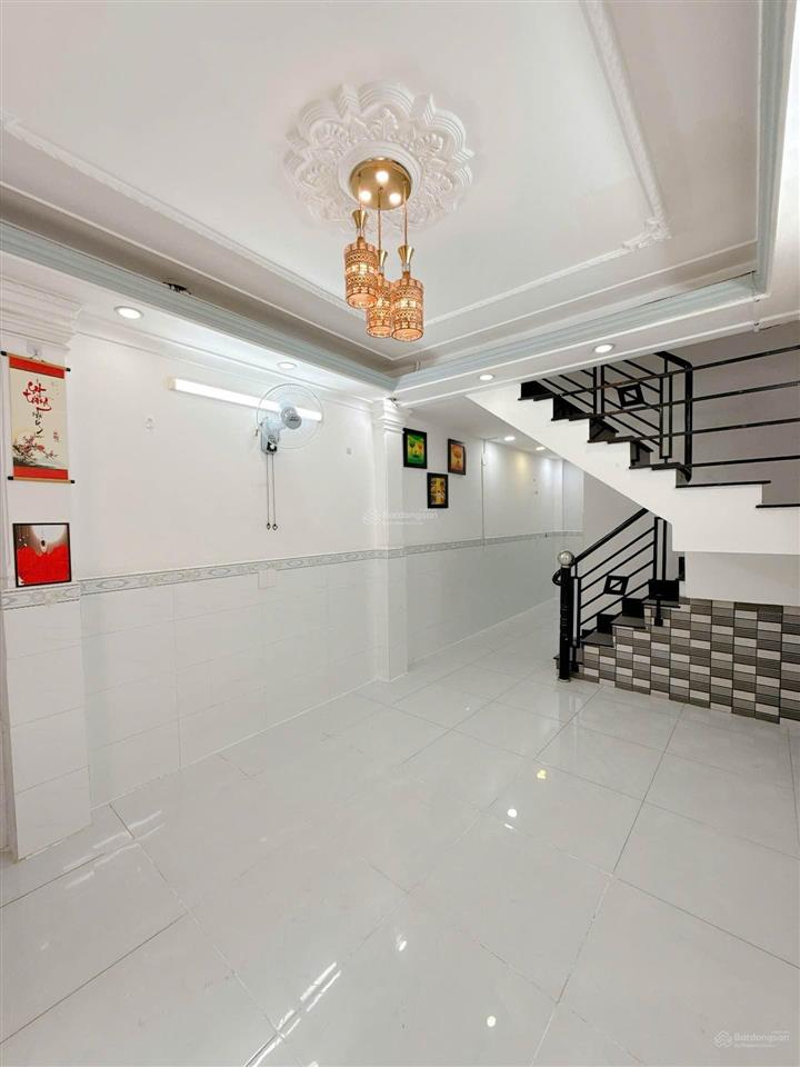 Bán nhà 3 lầu 1sec  gần chợ bùi văn ba giá 4,86 tỷ