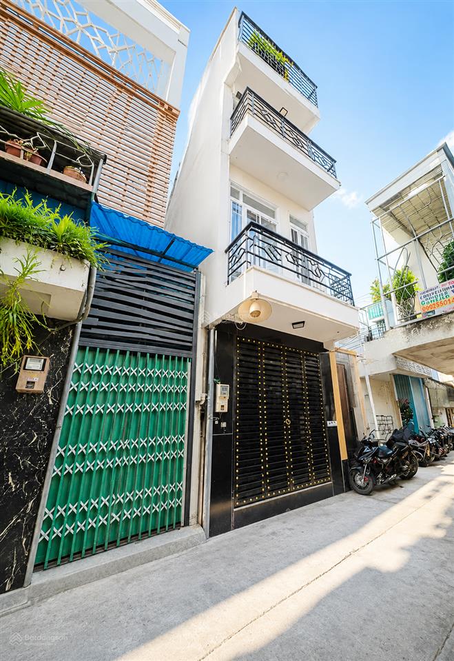 Bán nhà 3 lầu 1sec  gần chợ bùi văn ba giá 4,86 tỷ