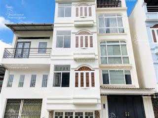 Mặt tiền đường số lý phục man, quận 7 4,3 tỷ