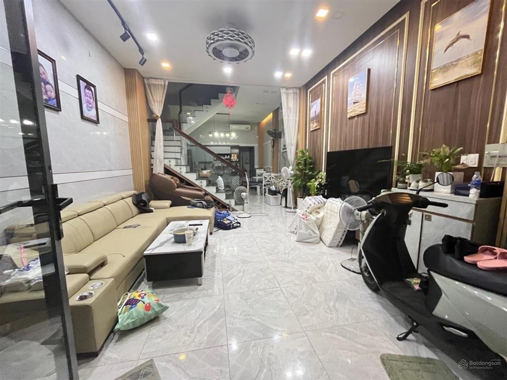Chủ cần bán gấp giá giảm sâu thấp hơn căn đối diện 1 tỷ  kdc sài gòn mới  nhà 4 tầng
