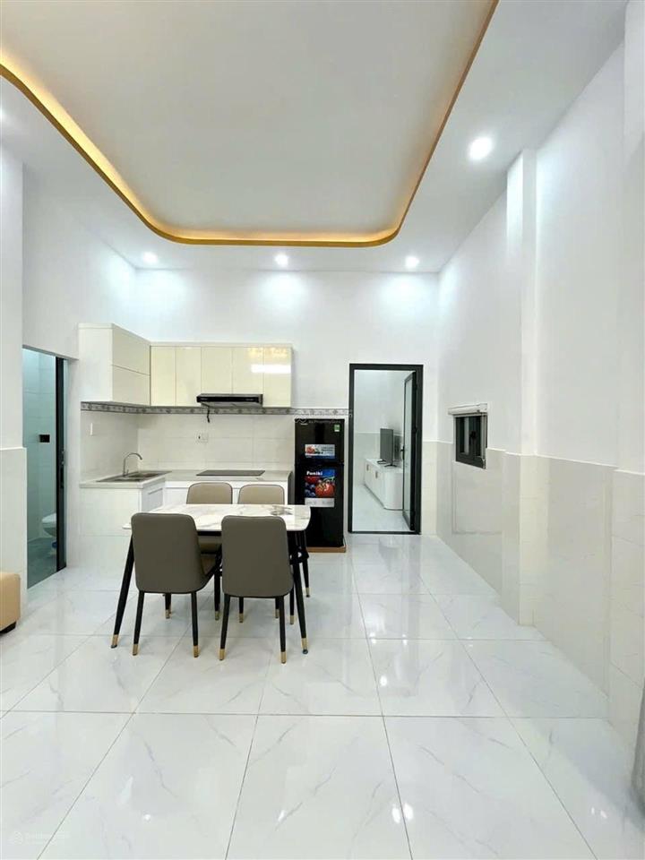 Nhà mới full nội thất hẻm 2295 huỳnh tấn phát