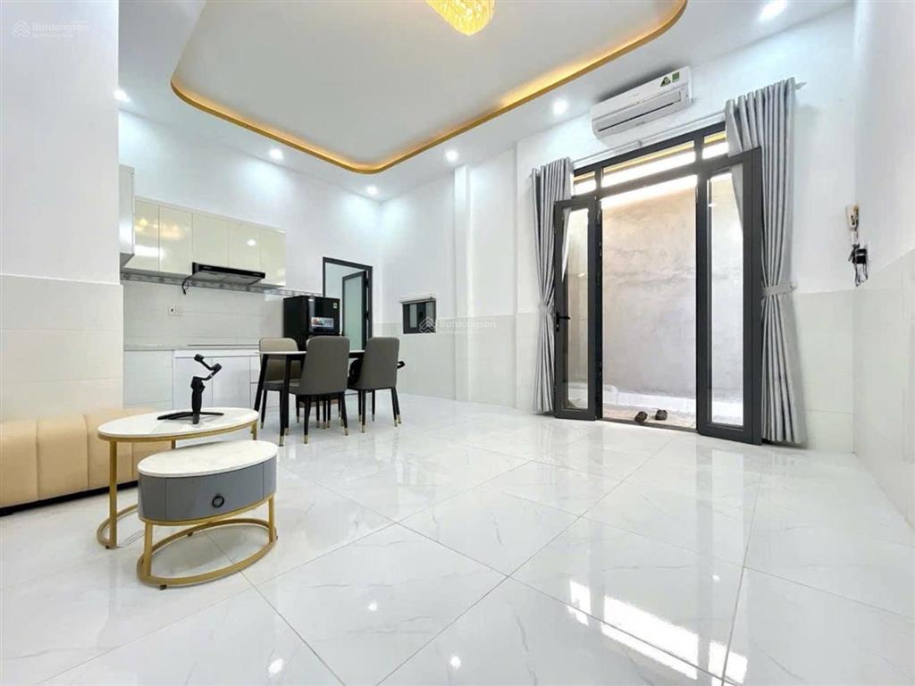 Nhà mới full nội thất hẻm 2295 huỳnh tấn phát