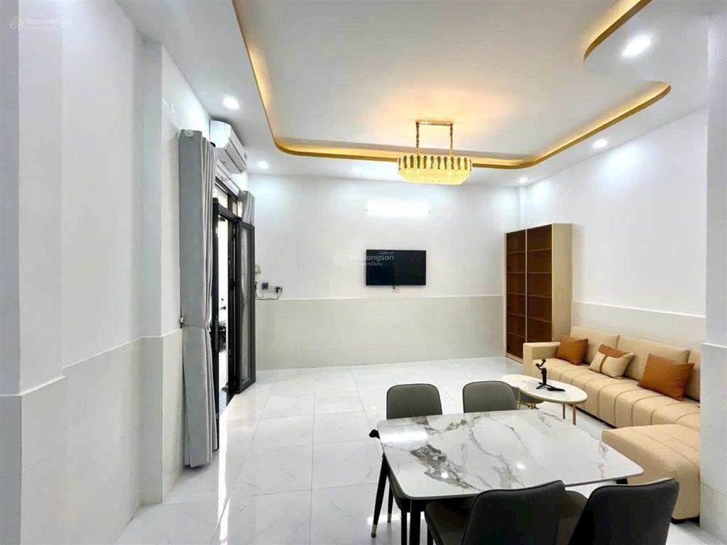 Nhà mới full nội thất hẻm 2295 huỳnh tấn phát