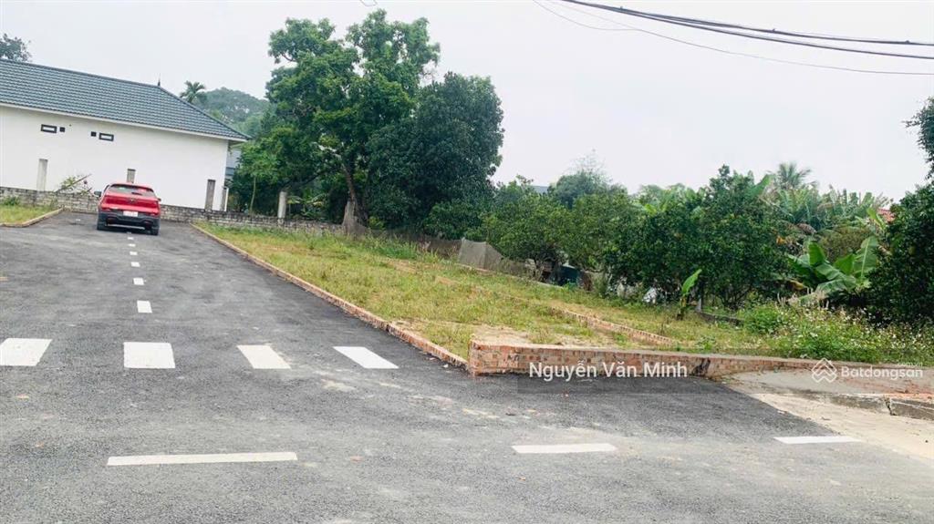 Siêu phẩm lô góc 137m2, đối diện đại học quốc gia, xây trọ luôn, đường oto tránh nhau, mua lãi luôn
