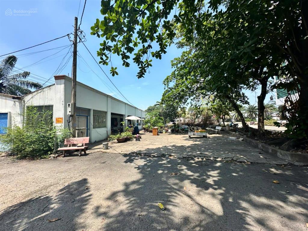 Cho thuê kho 500m2 2 mặt tiền ql1a, bình tân, giá 30tr/tháng