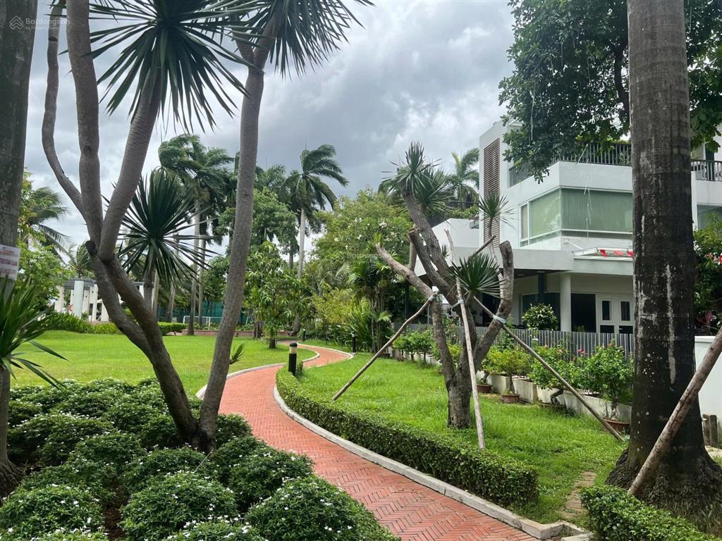 Biệt thự khu compound siêu vip riviera chủ ngộp giảm 40 tỷ về 109 tỷ dt 15x21m (302m2) thảo điền q2