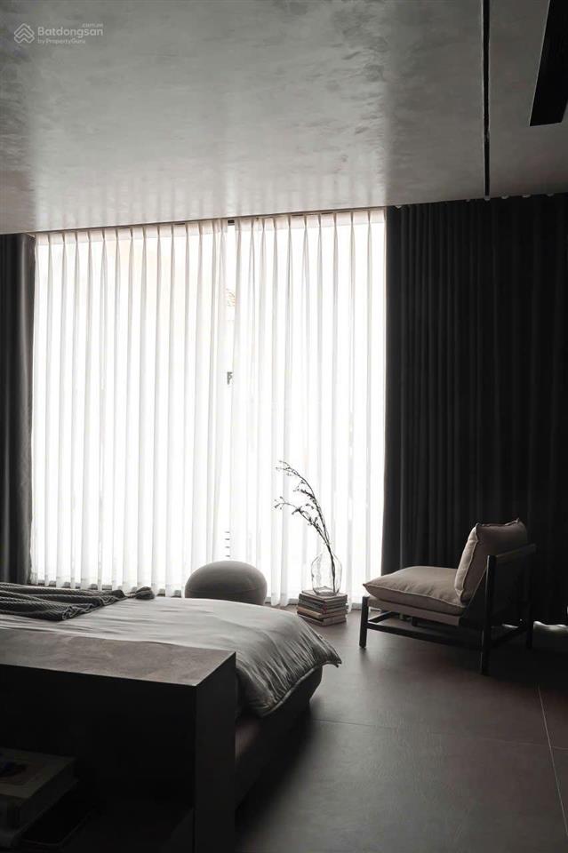 Chủ định cư giảm 50tỷ bán siêu biêt thự 560m2 chỉ 135tỷ hồ bơi thang máy full nội thất thảo điền q2