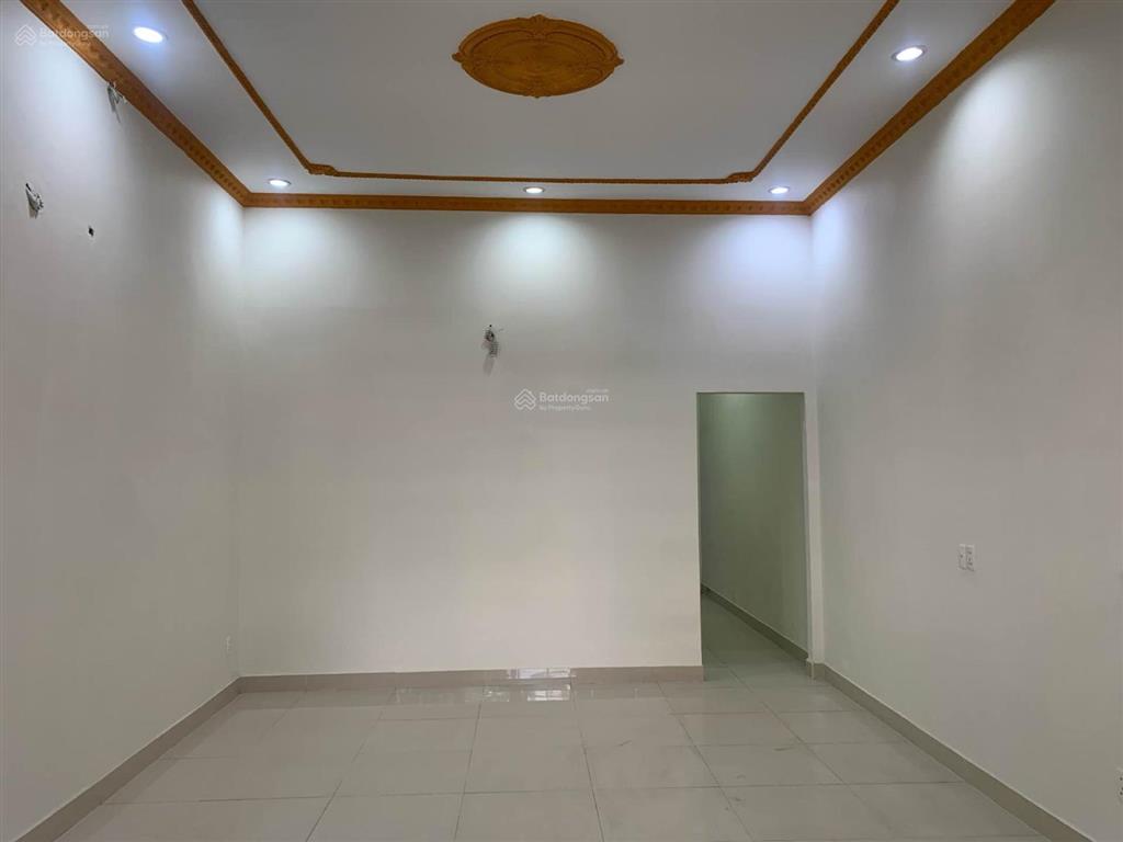 Gấp bán nhà mặt tiền kinh doanh đường số 2 tnp.b, q.9