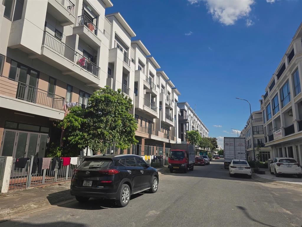 Bán shophouse 4 tầng vị trí đẹp vsip bắc ninh từ sơn giá chỉ 7,1 tỷ