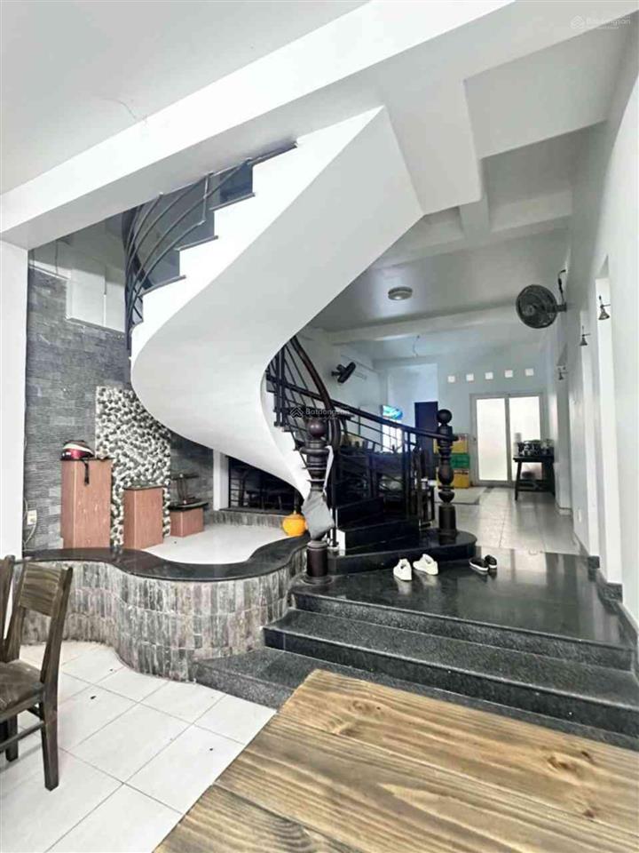 Mặt tiền mới đặng thùy trâmngang 4,5m 88m2vuông4 tầng5pncó vỉa hècho thuê giá caochỉ 17,69t