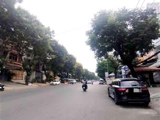Mặt tiền đặng thùy trâm88m2ngang 4,5mvuông5tầng5pnvỉa hè 10mđường đang làm chống ngậpchỉ 19