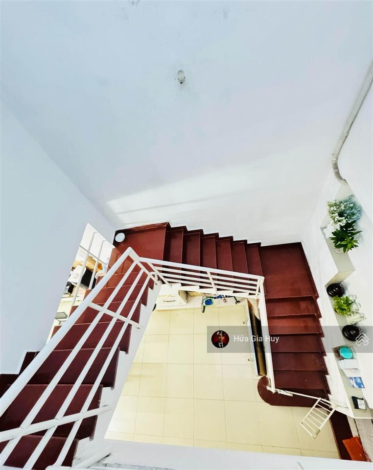 122m2ngang 4,1m2tầng5pn4wchẻm xe hơi thôngsát mặt tiền dương quảng hàmcó 15tr/thchỉ 104tr/m