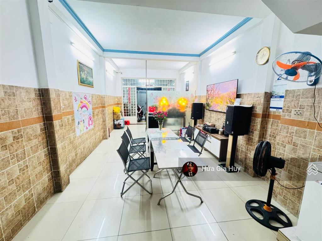 122m2ngang 4,1m2tầng5pn4wchẻm xe hơi thôngsát mặt tiền dương quảng hàmcó 15tr/thchỉ 104tr/m