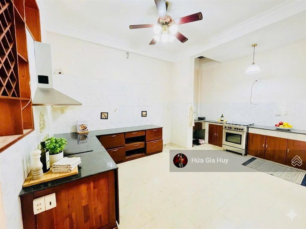 Ngộp bank giảm mạnh 2 tỷvilla phố 5 tầng97m2hẻm xe hơi thôngngang khủng 5,8m5pn5wcchỉ 14,55t