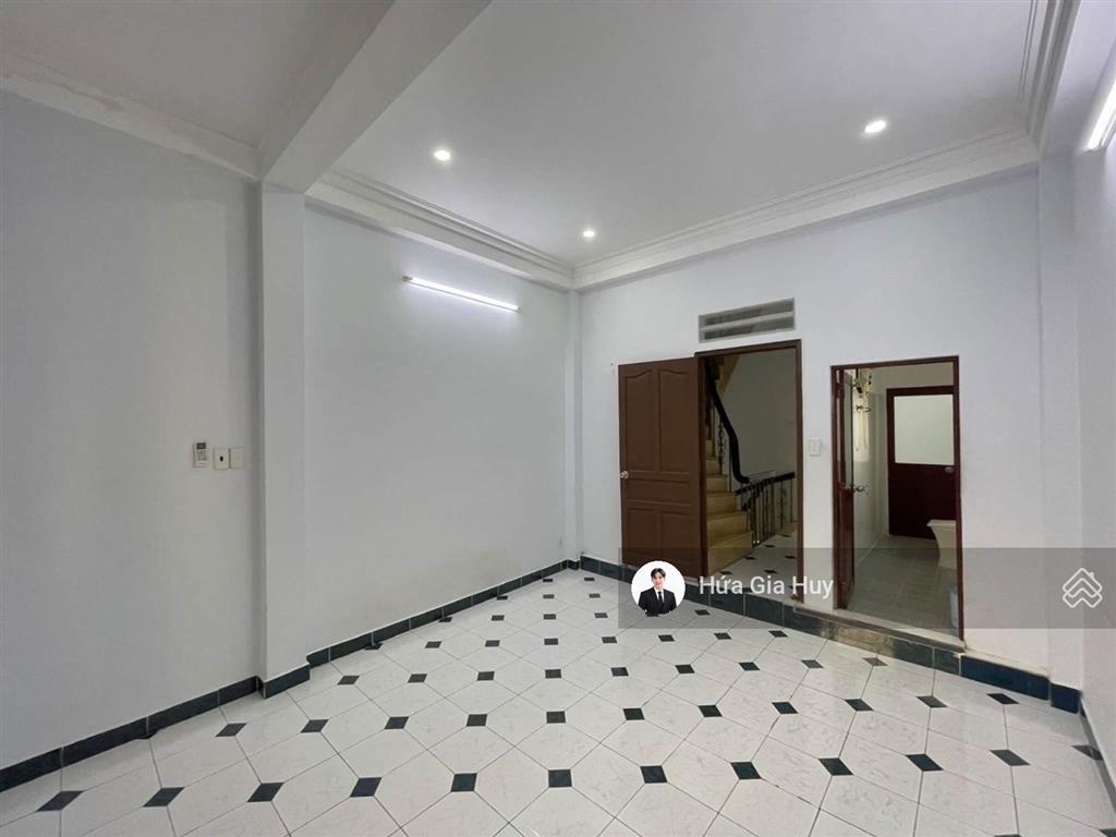 4m x 12m 3tầng hẻm xe hơi thoáng 3pn, 3wc, gần công viên kế sân bay sát trung tâm q1, q3 7,15tỷ