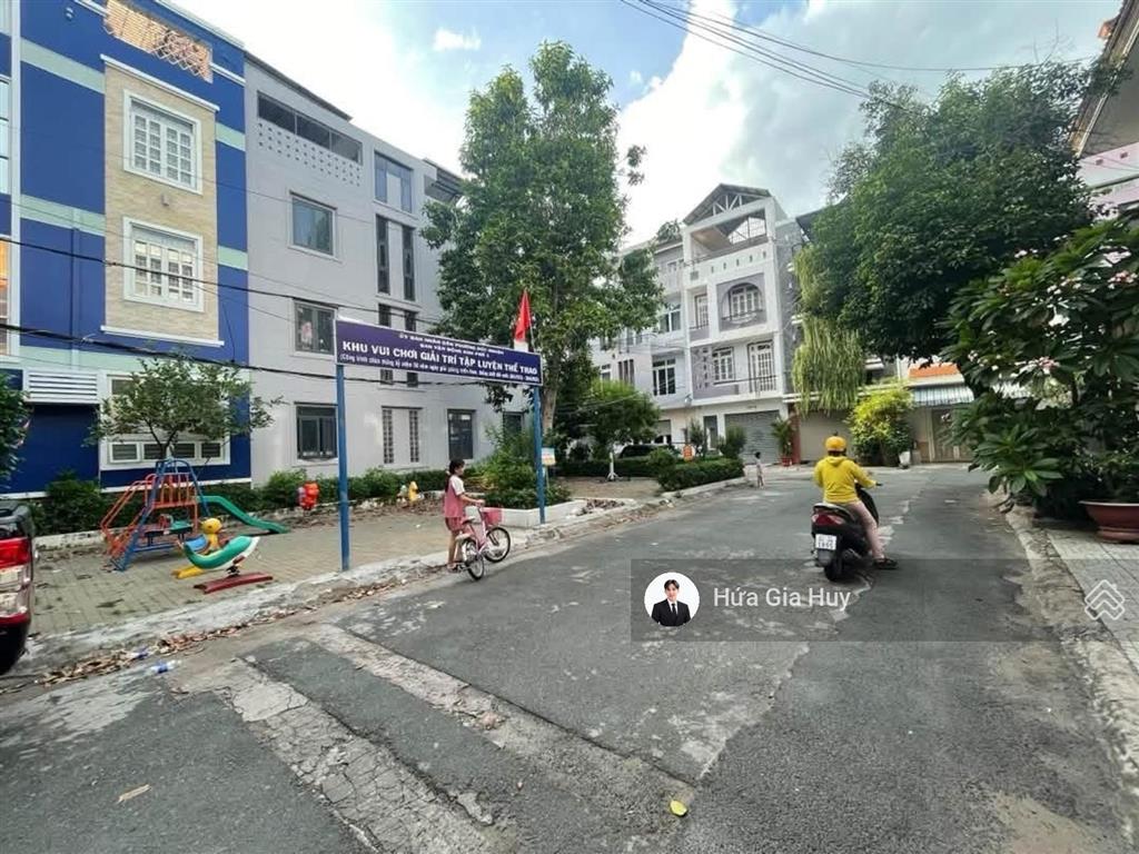 4m x 12m 3tầng hẻm xe hơi thoáng 3pn, 3wc, gần công viên kế sân bay sát trung tâm q1, q3 7,15tỷ