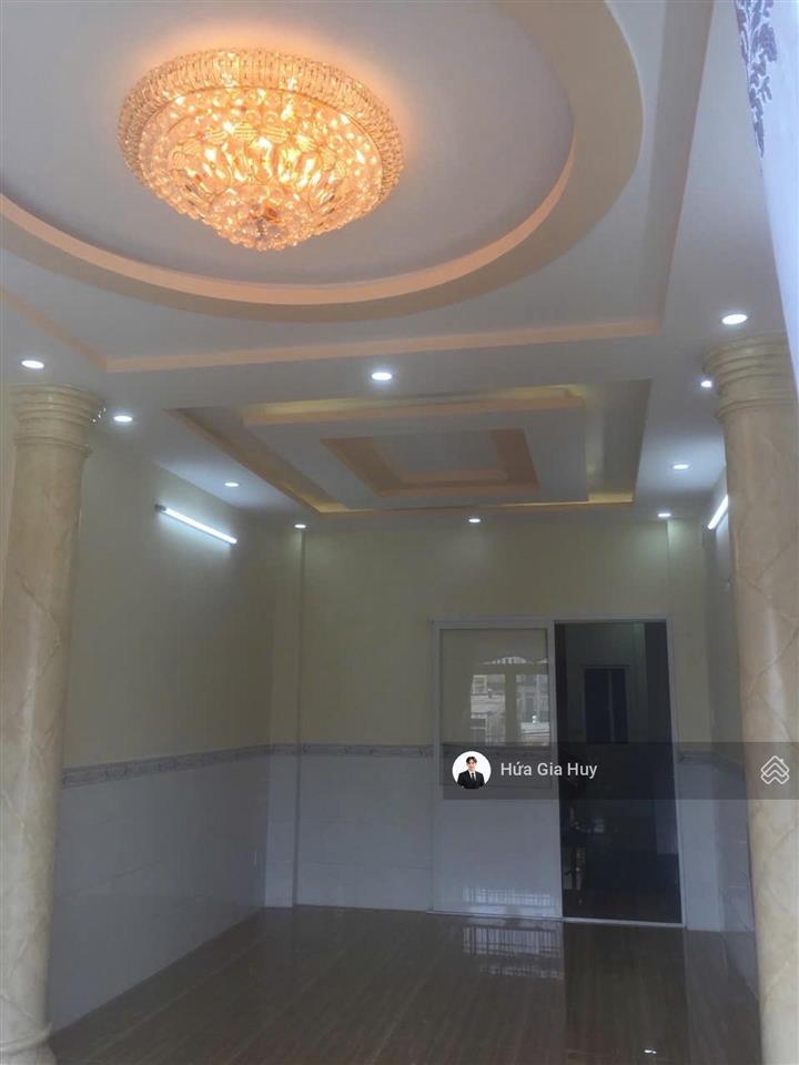Mặt tiền dương quảng hàm 56m2 4tầng6pn5wc vỉa hè 5mđang cho thuê tầng trệt 10tr/thchỉ 13,95t