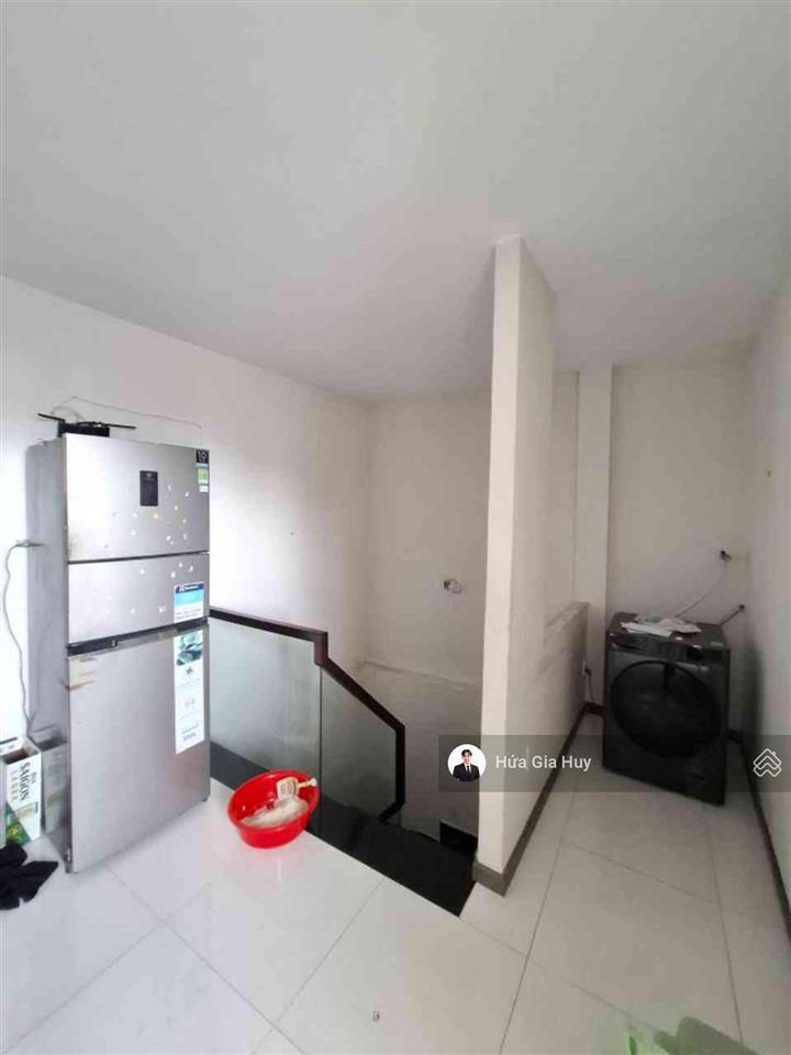 Ngang lớn 5mhẻm xe hơi71m25tầng6pnđang cho thuê 24tr/thkế sân bay,công viênchỉ nhỉnh 100tr/m
