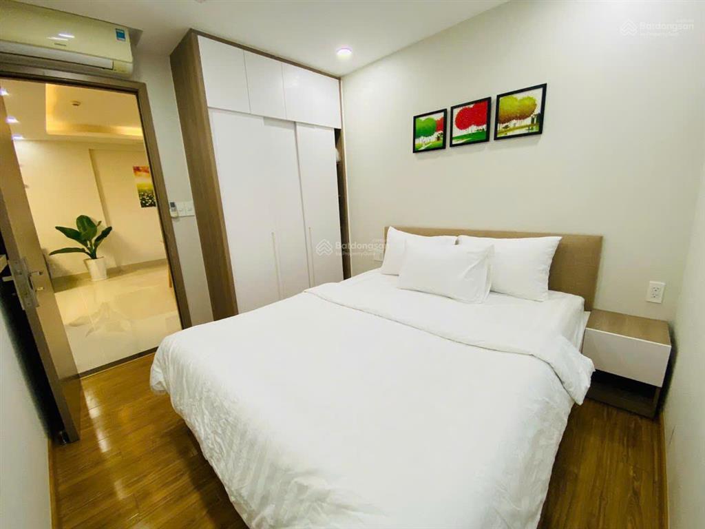 Bán căn hộ scenic valley 2pn, 77m2, có ô xe hơi, nhà đẹp lầu cao