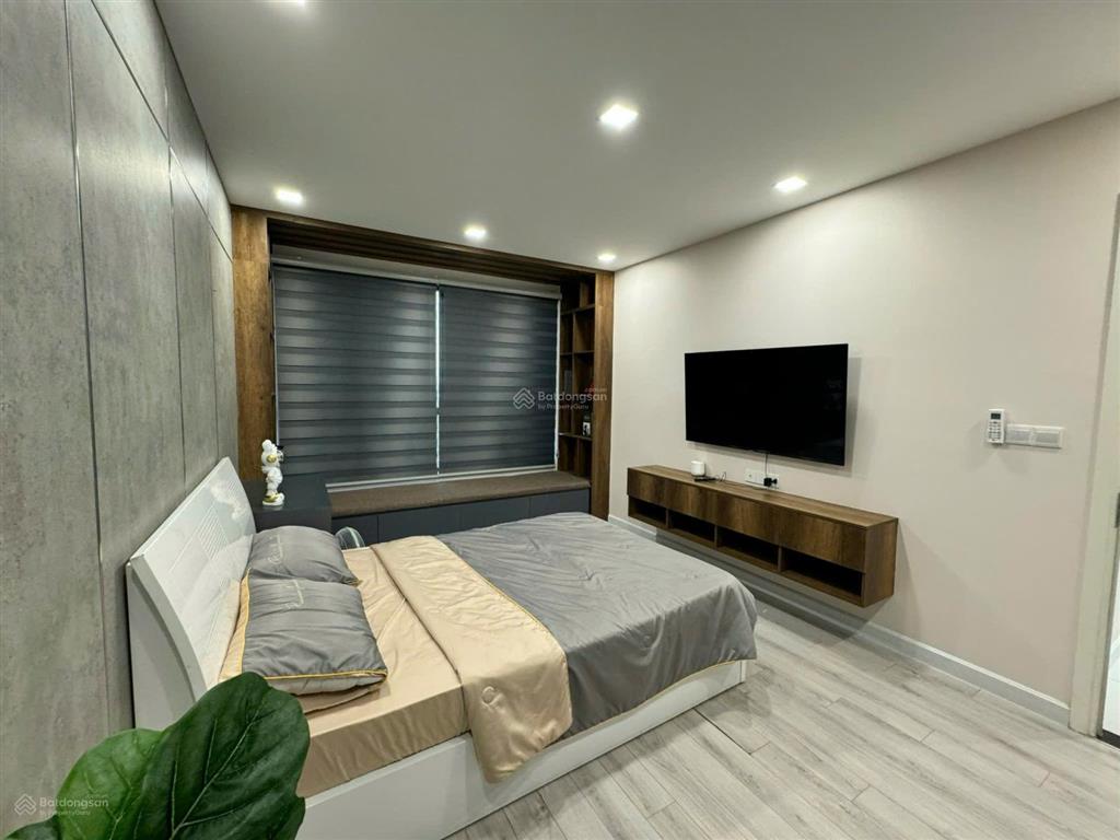 Cần bán căn riviera point giá tốt, 2 pn, view đẹp, nhà đẹp
