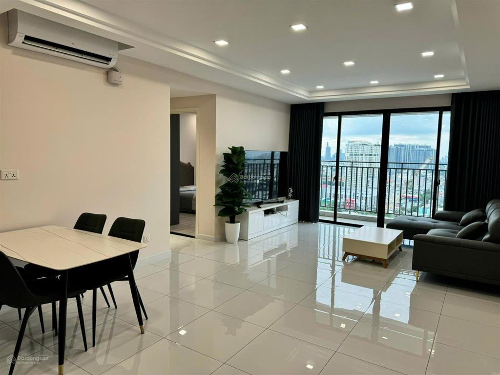 Cần bán căn riviera point giá tốt, 2 pn, view đẹp, nhà đẹp