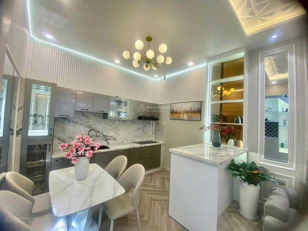 Bán nhà quận 7 cạnh lotte him lam ngang 6.5m dài 7m nhà 2 tầng 3 phòng ngủ chỉ 6 tỷ nhỉnh