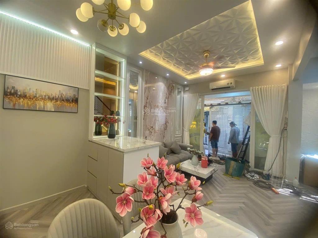 Bán nhà quận 7 cạnh lotte him lam ngang 6.5m dài 7m nhà 2 tầng 3 phòng ngủ chỉ 6 tỷ nhỉnh