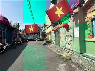 Bán cái trường đang vận hành full thổ ngang 20m dài 25m ô tô ngủ trong nhà nhà 2 tầng chỉ 11 tỷ