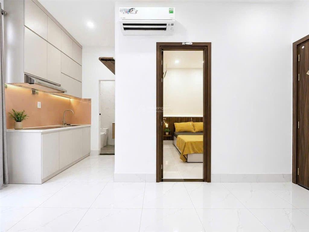 Tòa chdv 37 phòng thu nhập 3,6 tỷ/năm thanh đa  bình quới