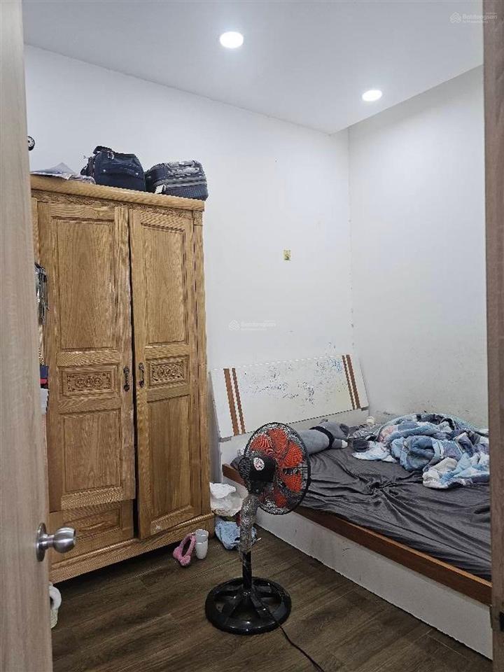 Bán nhà ngang 5m, đường 5m, móng 4 tầng, sổ hồng riêng, cạnh lotte mart quận 7 nguyễn thị thập
