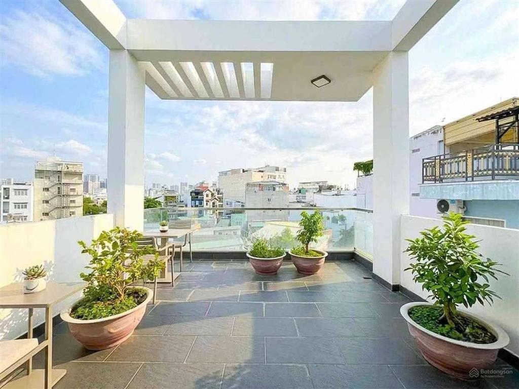 Mặt tiền đường 49 quận 7  sát lotte mart  4x20 4 tầng sát nguyễn thị thập