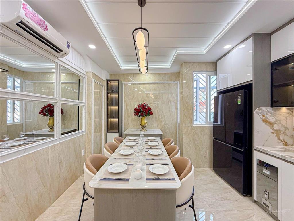 Siêu phẩm nhà q7 lâm văn bền  nguyễn hữu thọ 4x16 5 tầng giá 17 tỷ 900