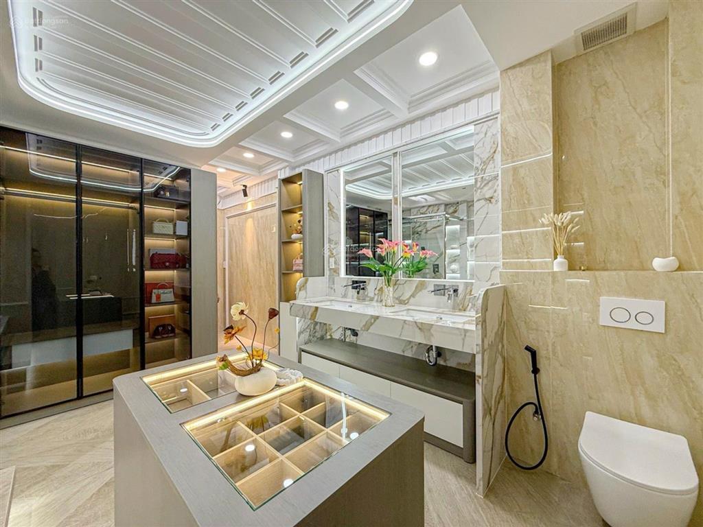 Siêu phẩm nhà q7 lâm văn bền  nguyễn hữu thọ 4x16 5 tầng giá 17 tỷ 900