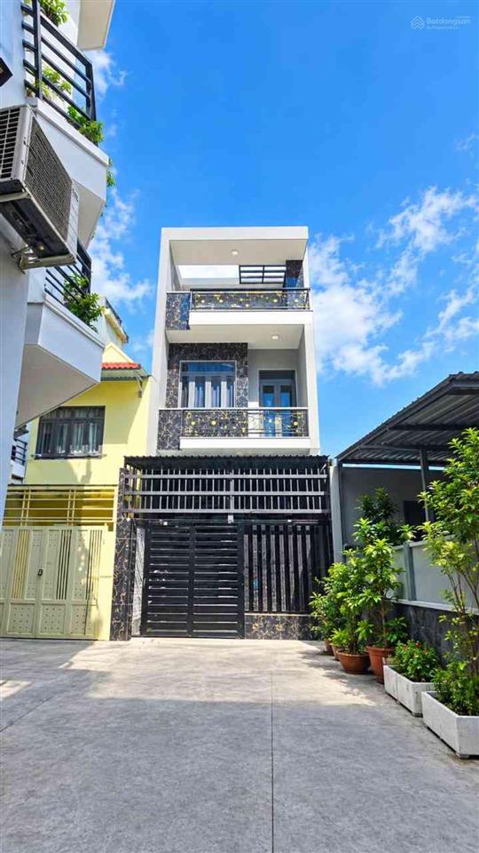 Nhà q7 3 tầng full nội thất  cách huỳnh tấn phát 100m  4.2x15m  nhỉnh 7 tỷ