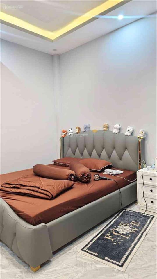 Nhà q7 3 tầng full nội thất  cách huỳnh tấn phát 100m  4.2x15m  nhỉnh 7 tỷ