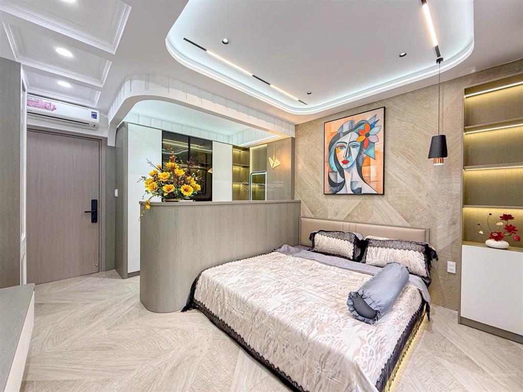 Nhà 4 tầng thang máy gara ô tô full nội thất hẻm nhựa 6m | nhỉnh 17 tỷ