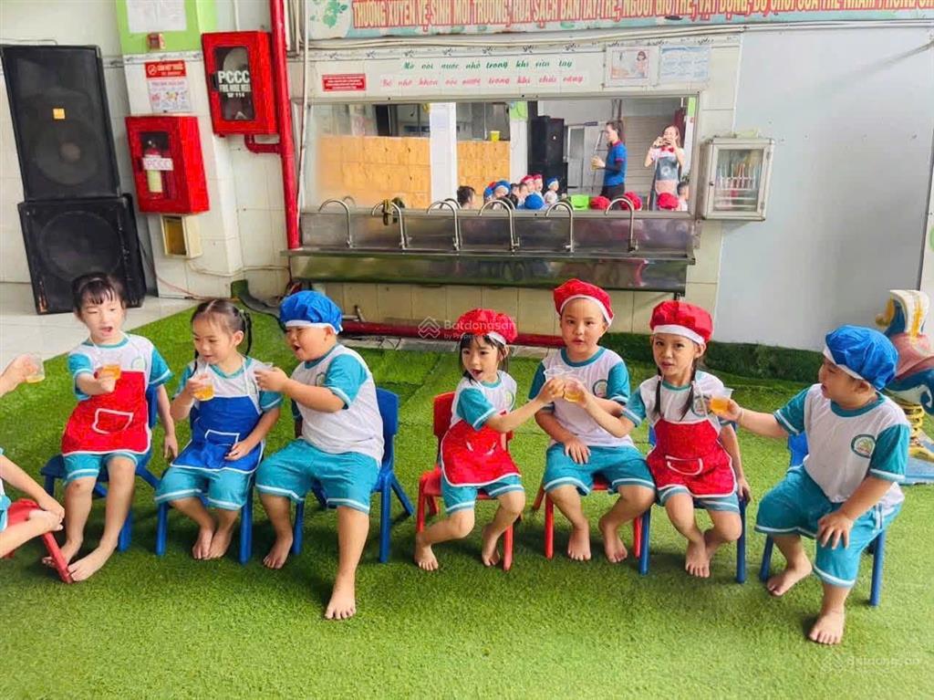 Bán trường mầm non gần 1000m2 full thổ cú hđt 300 triệu/thángmặt tiền đường an hạ  giá 30 tỷ tl