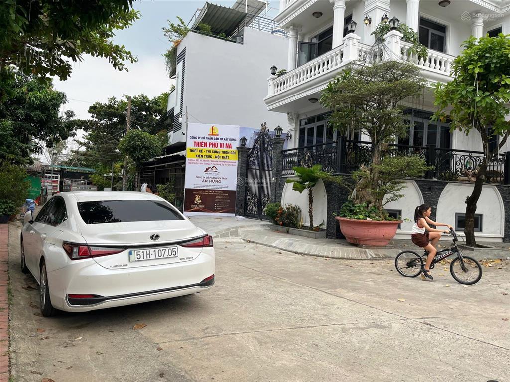 Biệt thự lô góc 2 mặt tiền view sông cực đỉnh khu kim sơn q7 5 tầng  33 tỷ