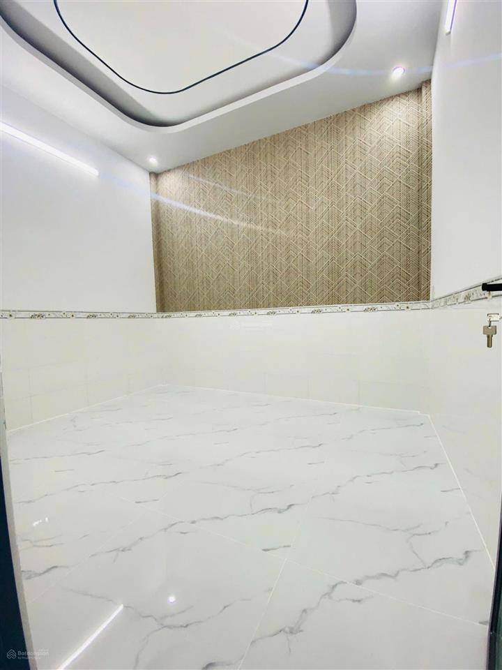 6x17m nơ trang long, p13, bt. hẻm xe du lịch đỗ cửa, ô tô ngủ, giáp q1. pn trệt. chỉ nhỉnh 9 tỷ