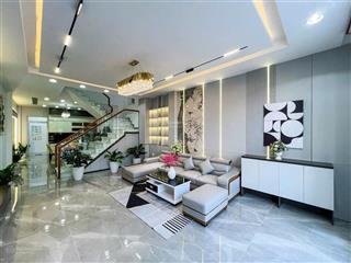 Bán chdv 5 tầng 11 pn đang có dòng tiền 70tr/tháng  lê quang định 90m2, p1 gò vấp  chỉ 14 tỷ