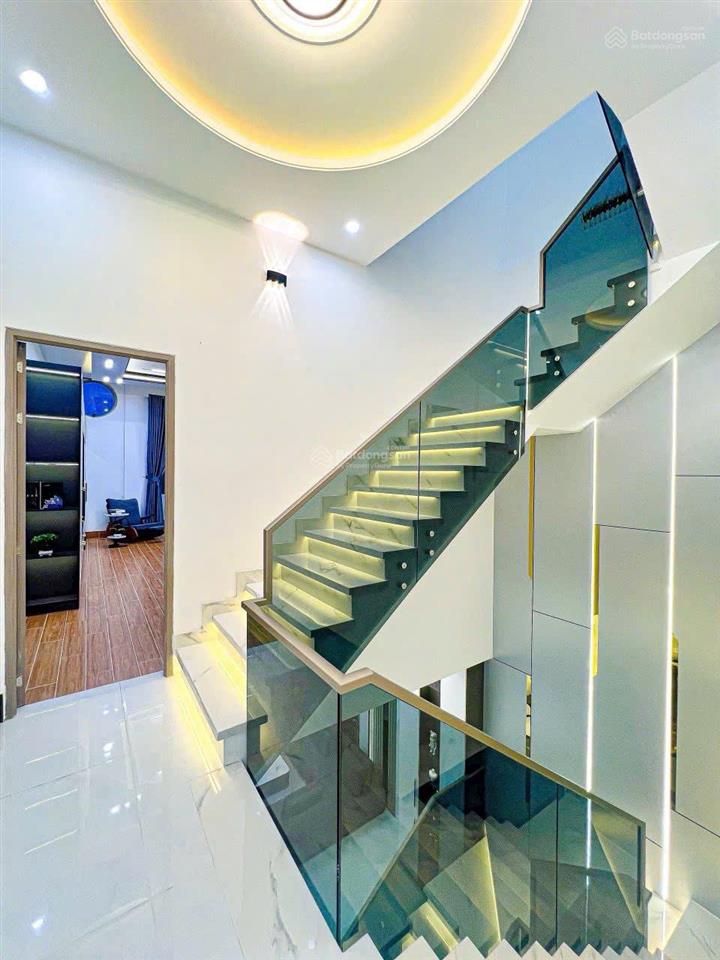Sát bệnh viện hồng đức  đối diện city lands thống nhất 54m2, lô góc 2mt full nội thất chỉ hơn 4tỷ