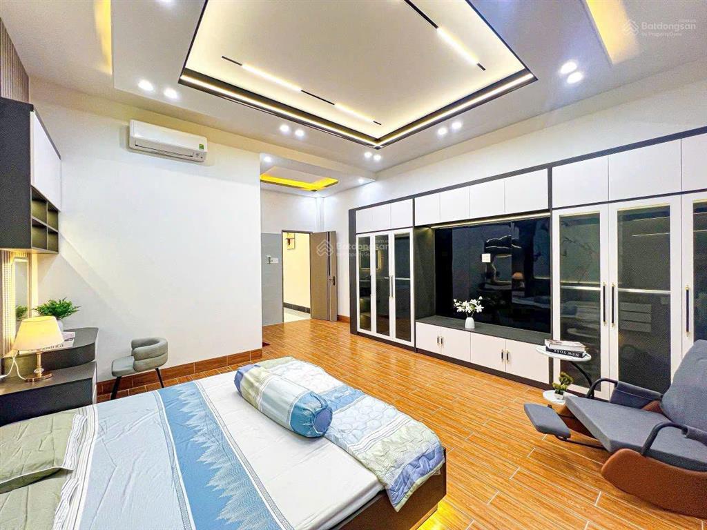 Sát bệnh viện hồng đức  đối diện city lands thống nhất 54m2, lô góc 2mt full nội thất chỉ hơn 4tỷ