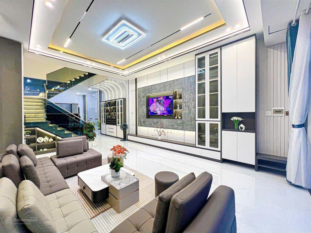 Sát bệnh viện hồng đức  đối diện city lands thống nhất 54m2, lô góc 2mt full nội thất chỉ hơn 4tỷ