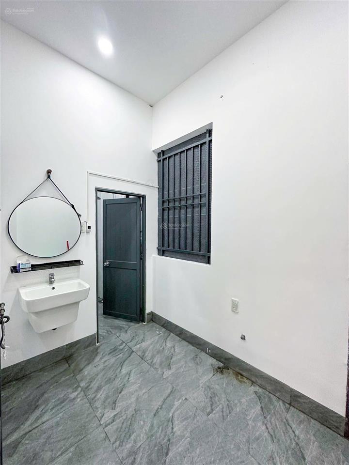 Vip đường mới hẻm nhựa xe tải, dương quảng hàm gò vấp. p6 ô tô ngủ nhà 62m2 chỉ 9.150 tỷ