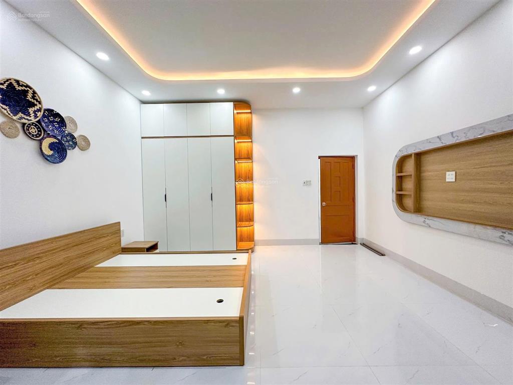Vip đường mới hẻm nhựa xe tải, dương quảng hàm gò vấp. p6 ô tô ngủ nhà 62m2 chỉ 9.150 tỷ
