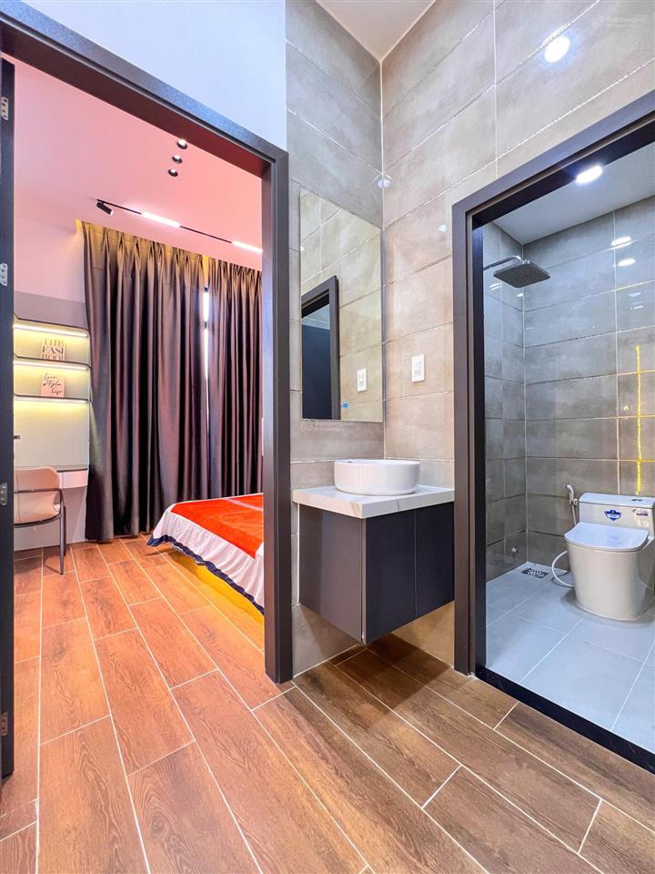 Hàng hiếm 80m2 hẻm xe hơi dương quảng hàm, 6.8 tỷ, không có căn thứ 2