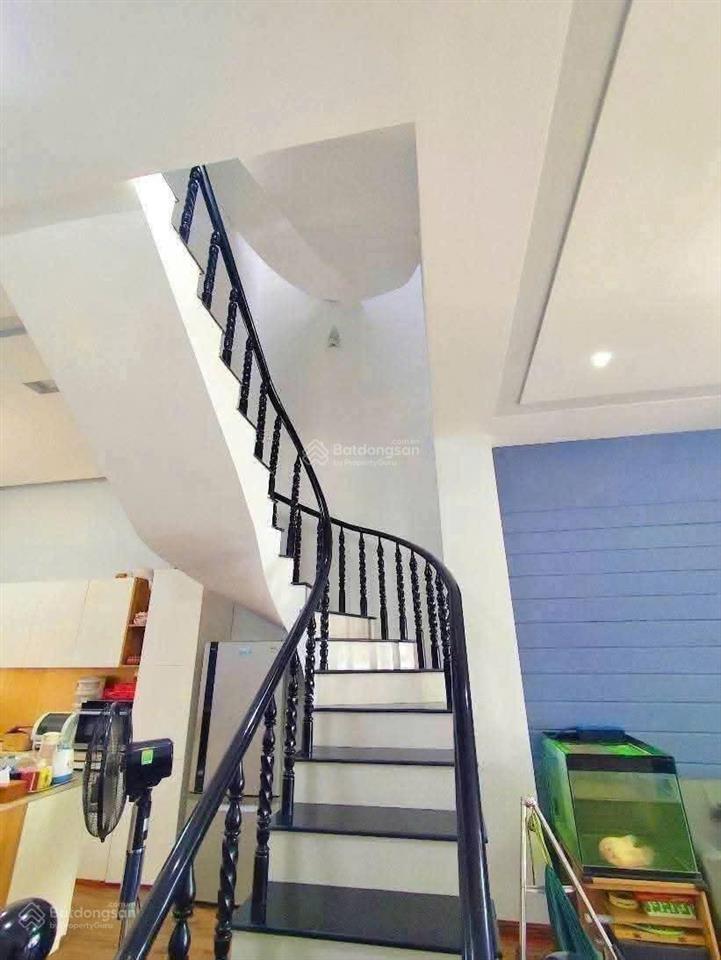 Hẻm xe tải khu vip bùi đình túy, 80m2, 4 tầng, nhà còn mới siêu diện tích chỉ 9 tỷ