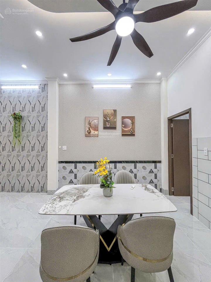 Hot! hàng hiếm phan văn trị  hxh thông  chỉ 9.x tỷ! ô tô ngủ nhà